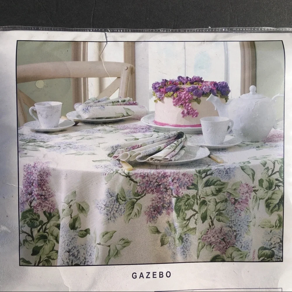 Bardwil Tablecloth Round 70” Gazebo Lilac Garden Party Spring Decor New